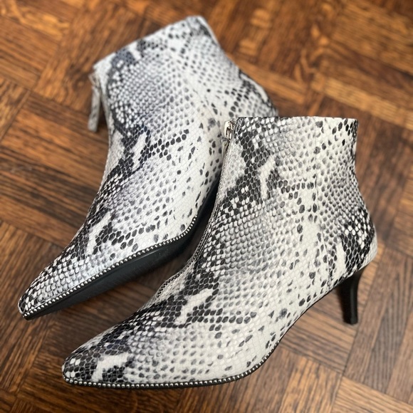 SOL SANA Leather Felix Snake Boots - Picture 5 of 15